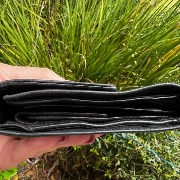 Chanel Chocolate Bar Quilted Black Lambskin Wallet w/ Box & Holograms - Picture 8 of 10